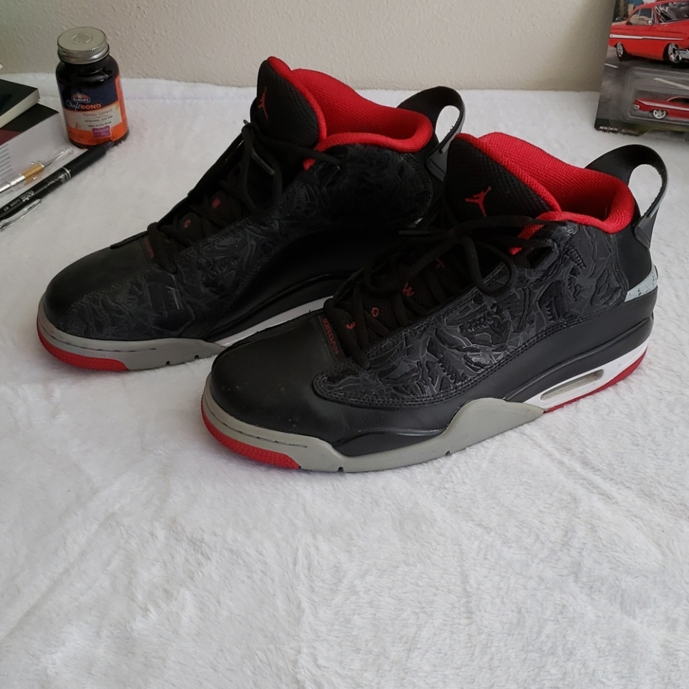 Shoes - Jordans Dub Zero